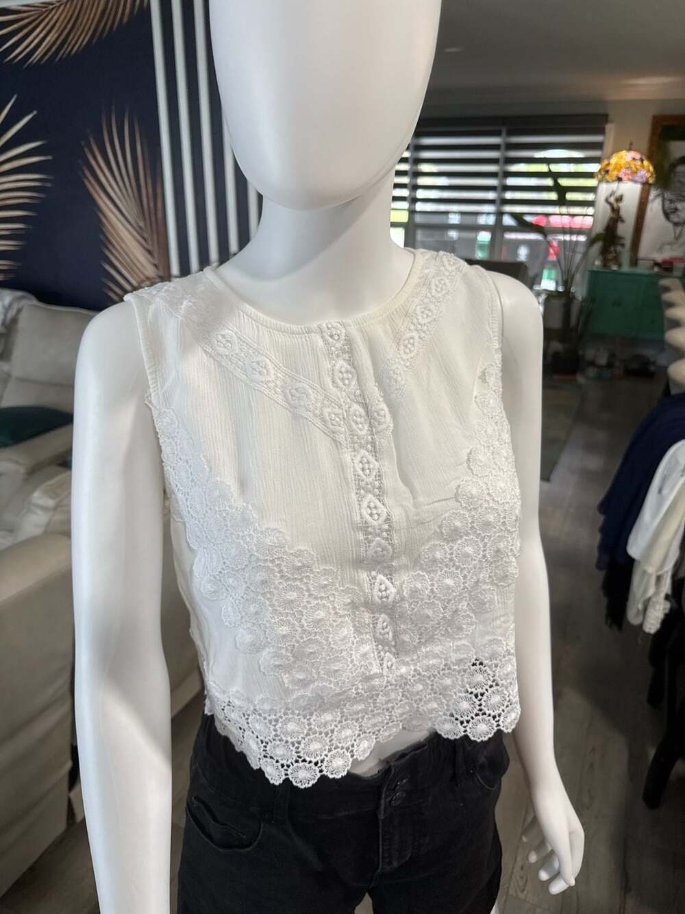 Self Esteem White Lace Trim Sleeveless Crop Top Size L